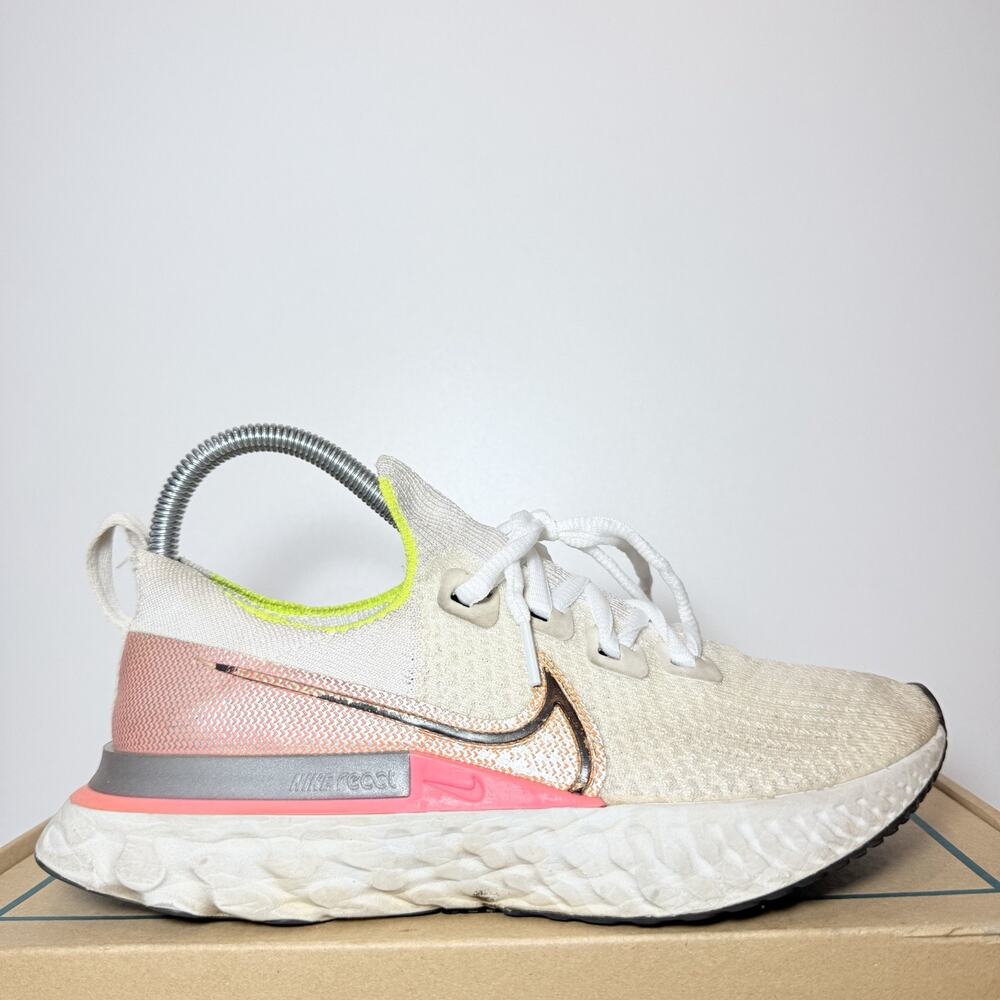 Nike React Infinity Run Women's 6.5 White Pink Flyknit Running Shoes Sneaker US